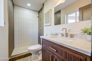 3823 W Rose Ln, Phoenix, AZ 85019 - Photo 21