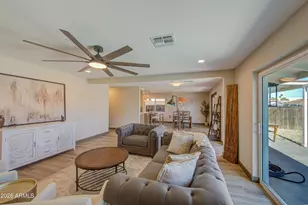 3823 W Rose Ln, Phoenix, AZ 85019 - Photo 5