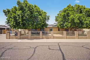 2110 W Morrow Dr, Phoenix, AZ 85027 - Photo 7