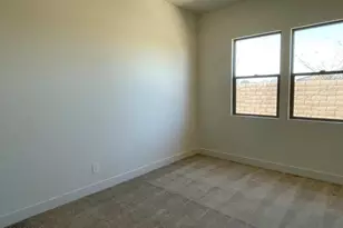 9273 W Country Club Trail, Peoria, AZ 85383 - Photo 25