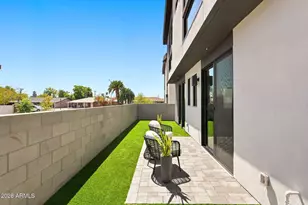 7300 E Palm Ln, Scottsdale, AZ 85257 - Photo 11