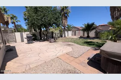 2640 E Cowboy Cove Trail, San Tan Valley, AZ 85143 - Photo 9