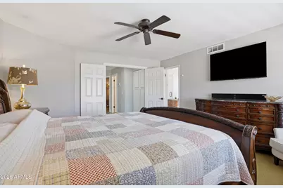 4554 E Michelle Drive, Phoenix, AZ 85032 - Photo 17