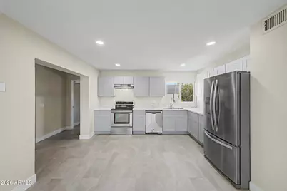 7113 W Vernon Avenue, Phoenix, AZ 85035 - Photo 11