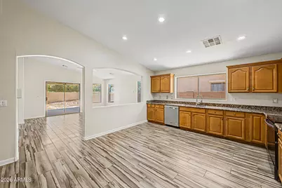 45613 W Dutchman Drive, Maricopa, AZ 85139 - Photo 17