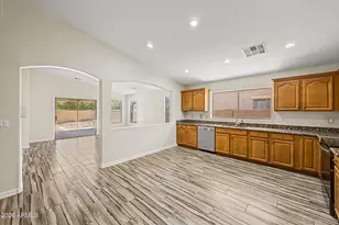 45613 W Dutchman Dr, Maricopa, AZ 85139 - Photo 17