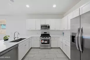 5804 N 90th Dr, Glendale, AZ 85305 - Photo 3