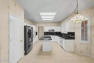 1722 E Samuel Dr, Phoenix, AZ 85024 - Photo 17