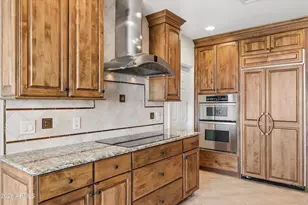 1040 E Osborn Rd, Phoenix, AZ 85014 - Photo 13