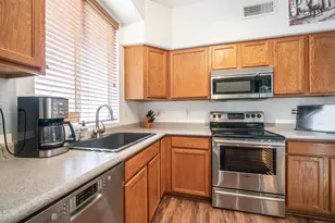 15608 N 34th St, Phoenix, AZ 85032 - Photo 9