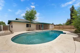 9855 N 56th Dr, Glendale, AZ 85302 - Photo 39