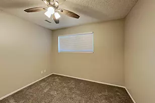 9855 N 56th Dr, Glendale, AZ 85302 - Photo 9