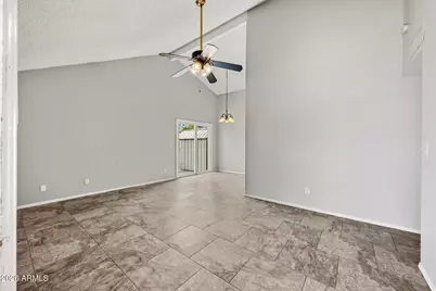 9855 N 56th Drive, Glendale, AZ 85302 - Photo 11