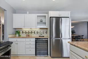 5241 N 31st Pl, Phoenix, AZ 85016 - Photo 13