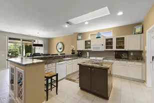 16280 W Starry Sky Dr, Surprise, AZ 85374 - Photo 9