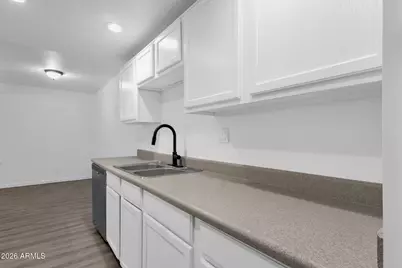424 W Brown Road #202, Mesa, AZ 85201 - Photo 9