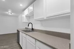 424 W Brown Rd, Mesa, AZ 85201 - Photo 9