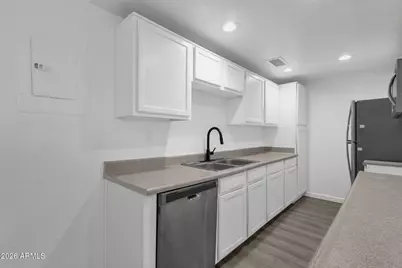 424 W Brown Road #202, Mesa, AZ 85201 - Photo 7
