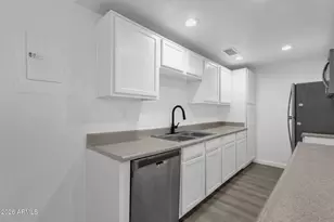 424 W Brown Rd, Mesa, AZ 85201 - Photo 7