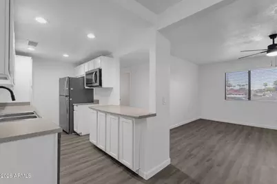 424 W Brown Road #202, Mesa, AZ 85201 - Photo 7