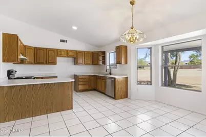 22512 W Hilton Avenue, Buckeye, AZ 85326 - Photo 13