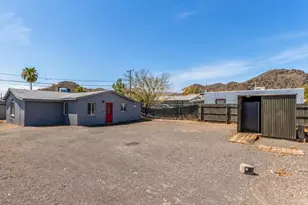 9424 N 2nd Pl, Phoenix, AZ 85020 - Photo 1