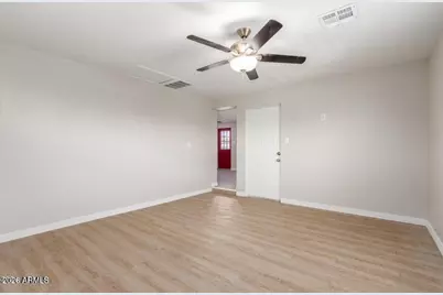 9424 N 2nd Place, Phoenix, AZ 85020 - Photo 13