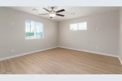 9424 N 2nd Place, Phoenix, AZ 85020 - Photo 11