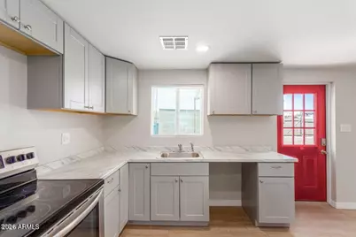 9424 N 2nd Place, Phoenix, AZ 85020 - Photo 9