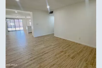 2401 E Meadowbrook Avenue, Phoenix, AZ 85016 - Photo 5