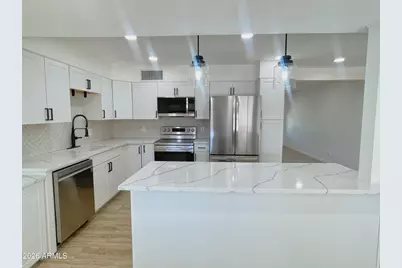 2401 E Meadowbrook Avenue, Phoenix, AZ 85016 - Photo 11
