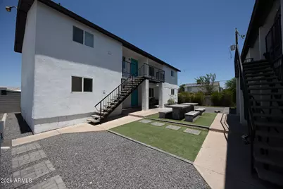 719 N 12th Avenue #1, Phoenix, AZ 85007 - Photo 1