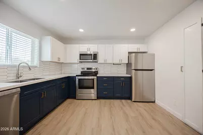 719 N 12th Avenue #1, Phoenix, AZ 85007 - Photo 9