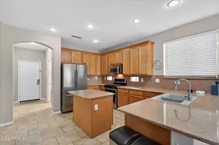 13849 W Lisbon Ln, Surprise, AZ 85379 - Photo 5