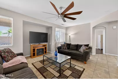13849 W Lisbon Lane, Surprise, AZ 85379 - Photo 23