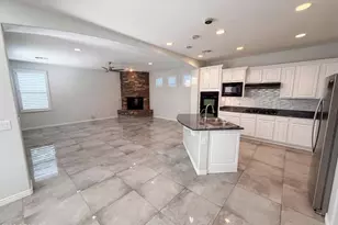 550 S Emerson St, Chandler, AZ 85225 - Photo 9