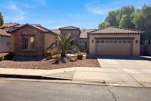 550 S Emerson St, Chandler, AZ 85225 - Photo 1