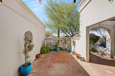 515 W Sweetwater Avenue, Phoenix, AZ 85029 - Photo 9