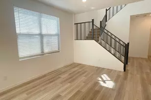 1365 W Bluejay Dr, Chandler, AZ 85286 - Photo 5