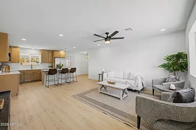 602 E Osage Avenue, Apache Junction, AZ 85119 - Photo 5