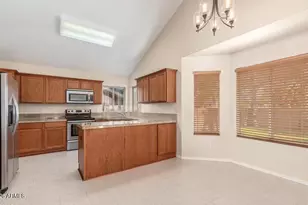 2239 E Edna Ave, Phoenix, AZ 85022 - Photo 17