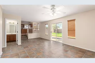 2239 E Edna Avenue, Phoenix, AZ 85022 - Photo 11
