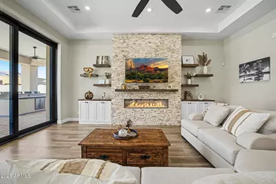 18032 W Montebello Avenue, Litchfield Park, AZ 85340 - Photo 15