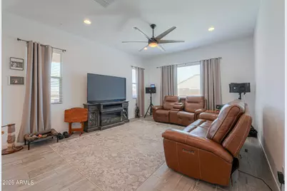 489 E Emerald Drive, Casa Grande, AZ 85122 - Photo 13