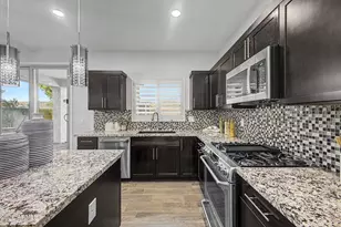 1724 W Bonanza Dr, Phoenix, AZ 85085 - Photo 17