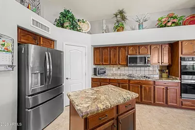 17967 W Stinson Drive, Surprise, AZ 85374 - Photo 9