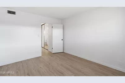 1320 E Bethany Home Road #52, Phoenix, AZ 85014 - Photo 15