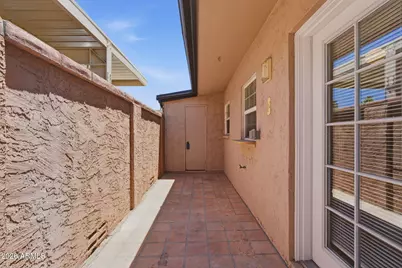 1320 E Bethany Home Road #52, Phoenix, AZ 85014 - Photo 21