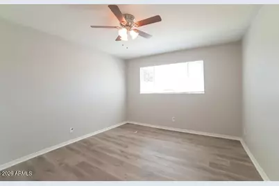 3326 W Larkspur Drive, Phoenix, AZ 85029 - Photo 5