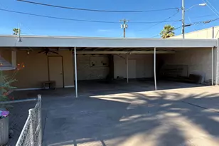 1617 E Earll Dr, Phoenix, AZ 85016 - Photo 23